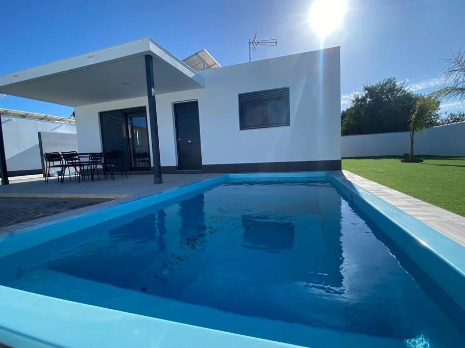 Moderna Villa Con Piscina Privada By Chiclanadreams Chiclana de la Frontera Exterior photo